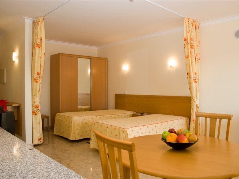 Club Praia Mar Портиман Экстерьер фото