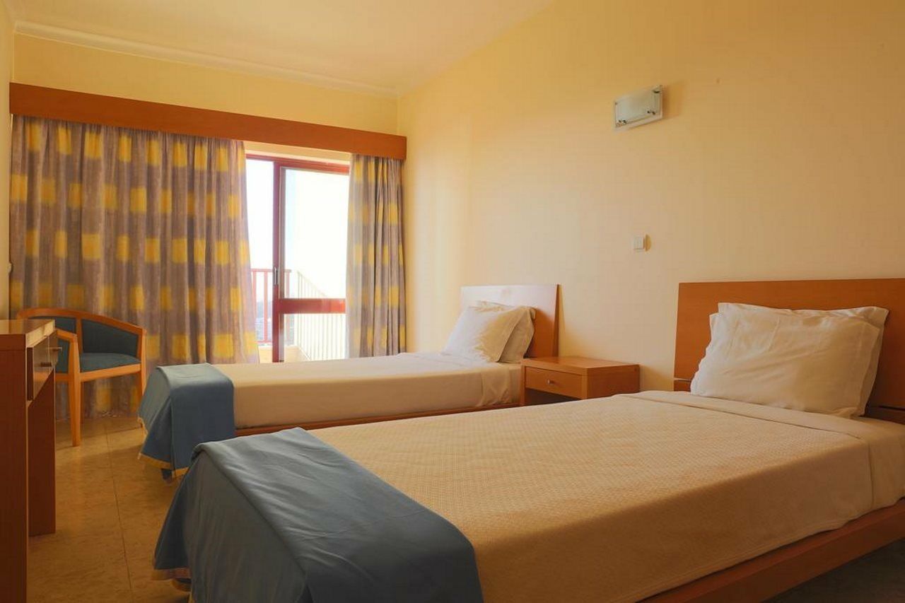Club Praia Mar Портиман Экстерьер фото